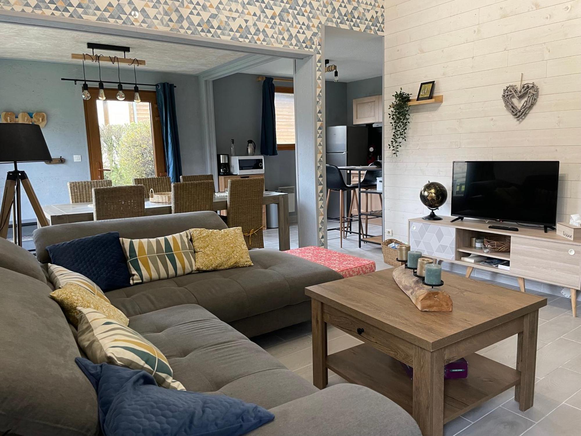 Hébergement de vacances Chaleureux Dans Domaine Privé Signy-le-Petit