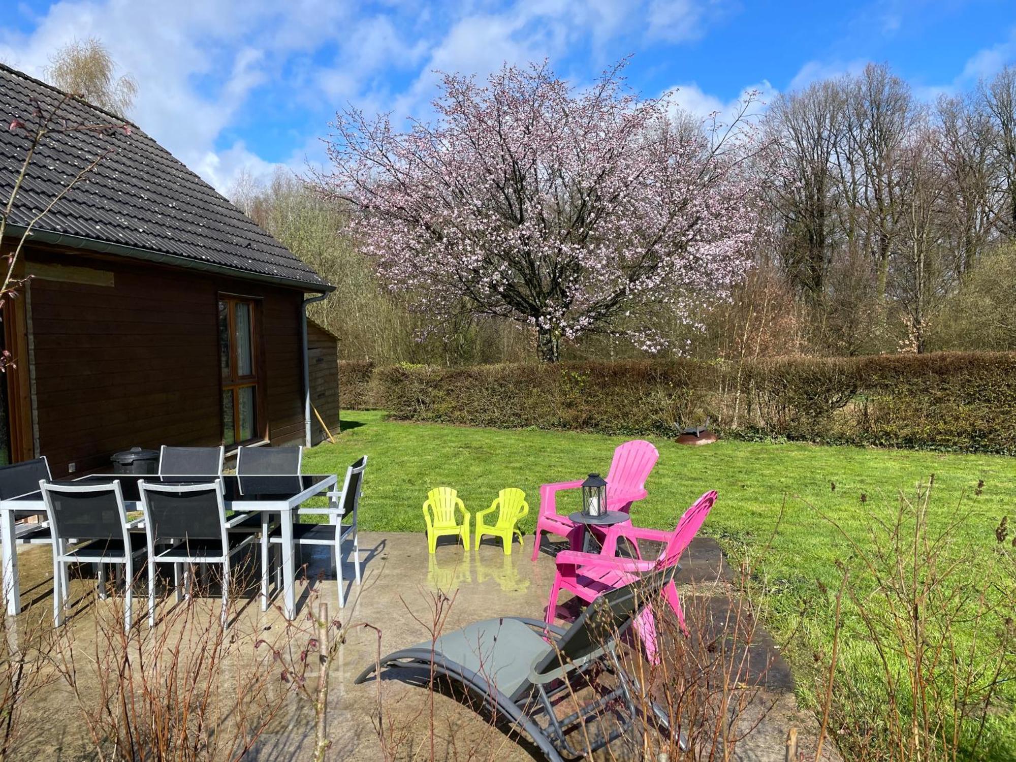 Hébergement de vacances Chaleureux Dans Domaine Privé Signy-le-Petit